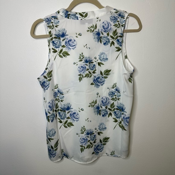 L’Academie NWT Floral Tank top Blue and‎ White sz small - Picture 5 of 5